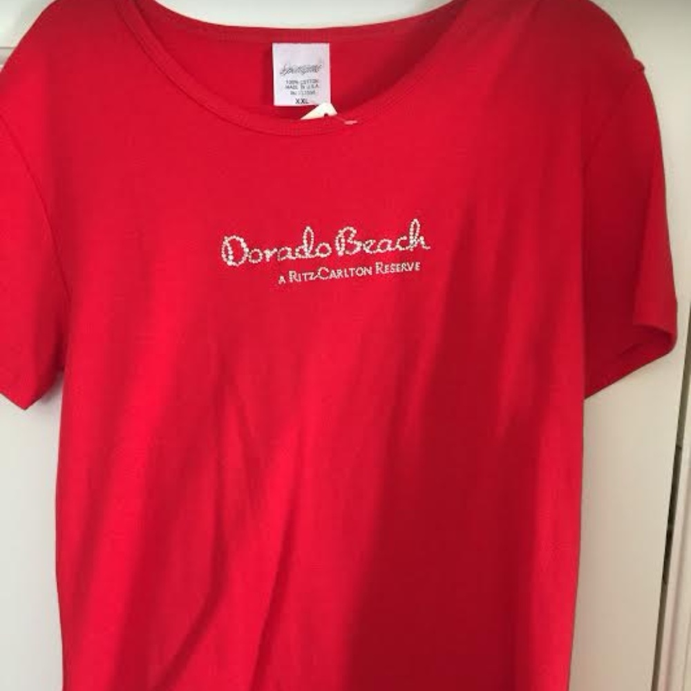 NWT Ritz Carlton Dorado Beach Tshirt